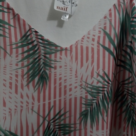 Pink Striped Palm Fronds Tank Top - Picture 3 of 5